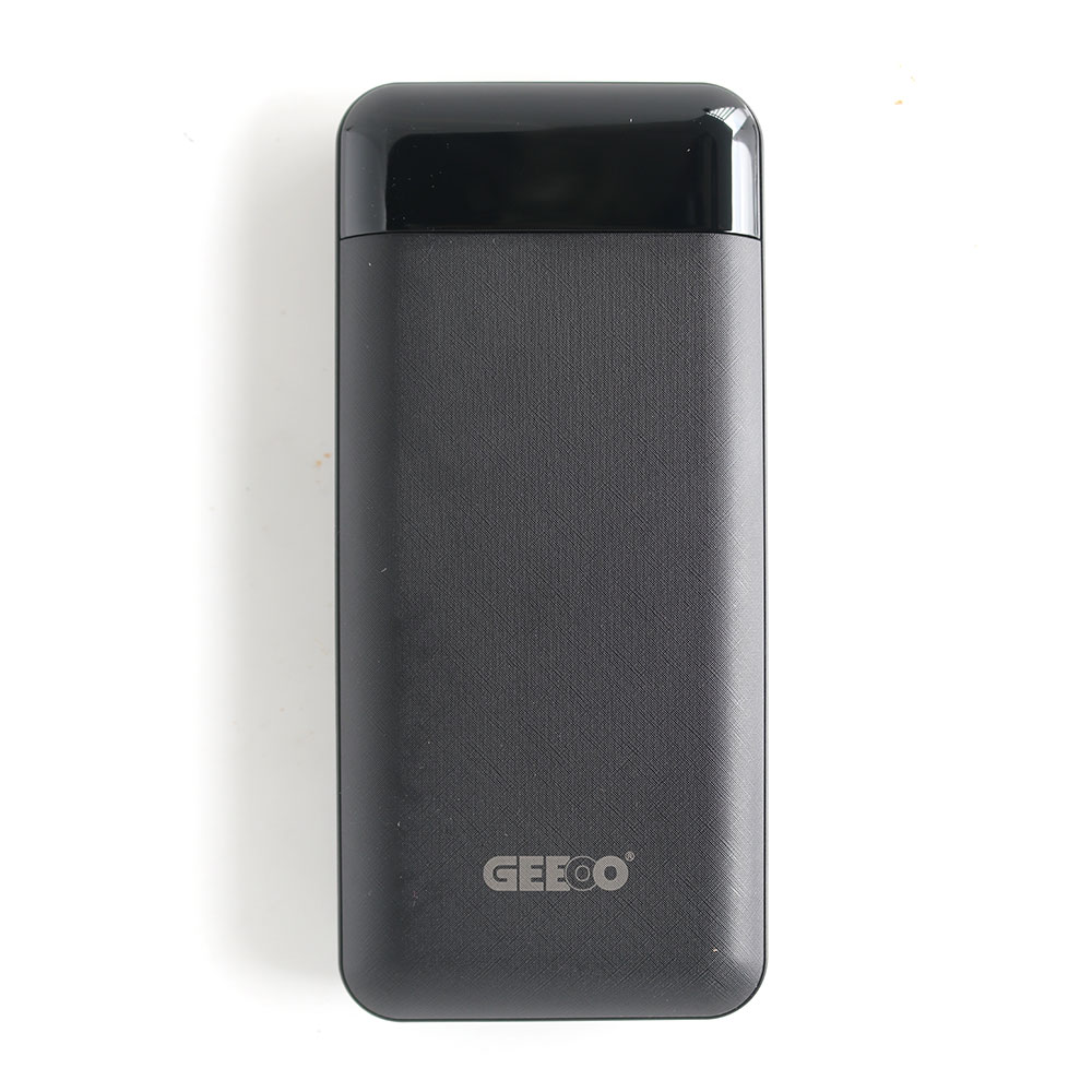 Geeoo P340 10k mah Power Bank w/4 Port (Black)